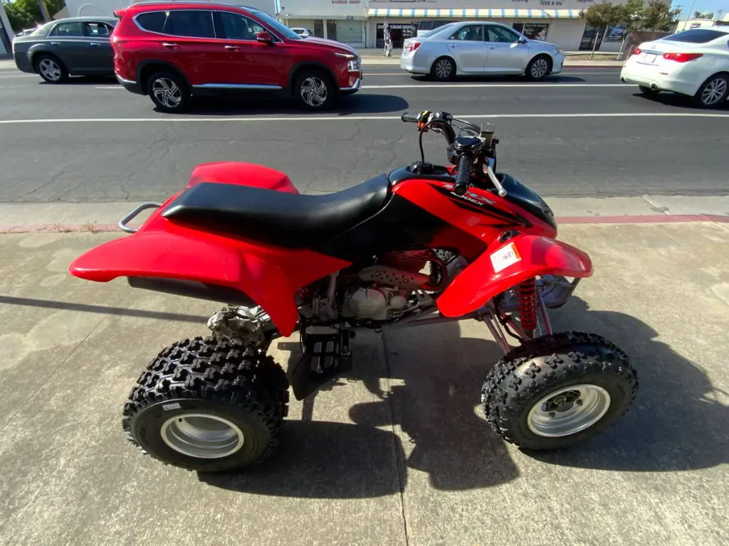 00r0r_e605ZlyxETQ_0CI0t2_1200x900.webp