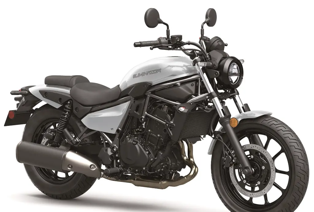 Kawasaki_Eliminator_450cc_Manual Transmission_2024.webp