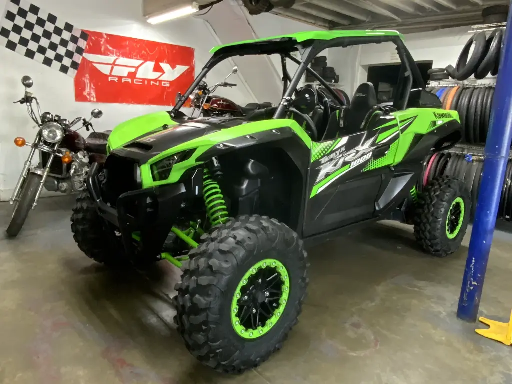 Kawasaki_Teryx_KRX_1000_4x4_2020.webp