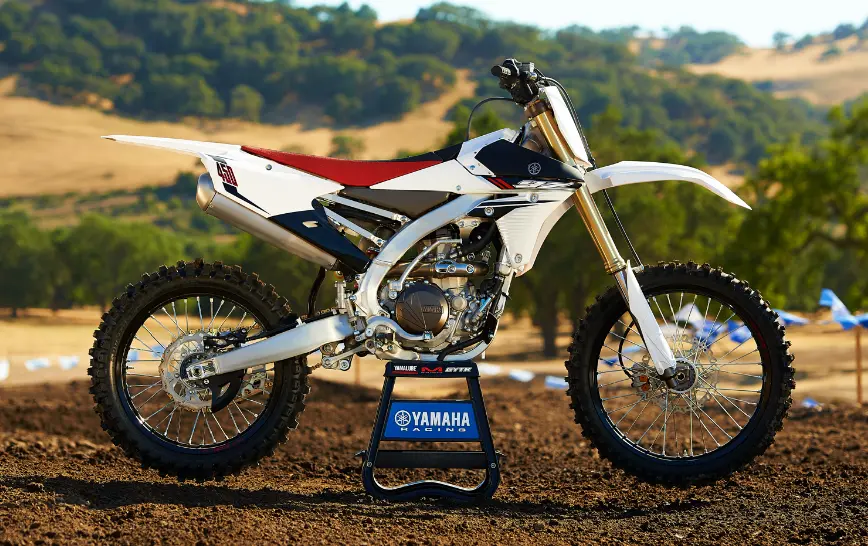 2014_dirtbike_YamahaYZ450F-5.webp